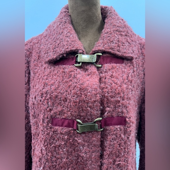 Tabitha Coat - Picture 7 of 7